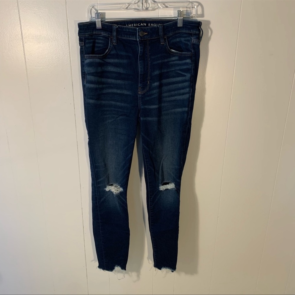 Super high rise jeans American eagle size 14 regular